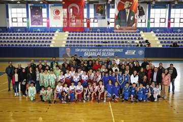 Odunpazarı Belediyesi, 19 Mayıs Spor Şenliği Kapsamında Genç Basketbolcuları Buluşturdu