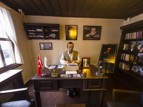 Tayfun Talipoğlu Daktilo Galerisi