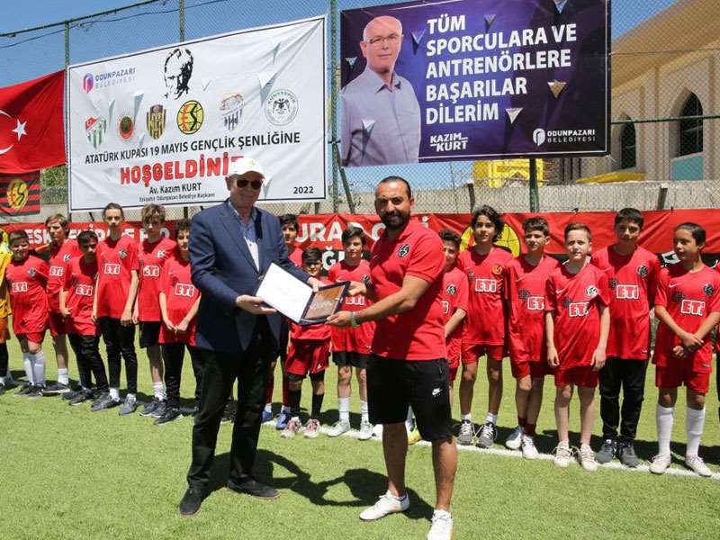 Atatürk Kupası U-13 Futbol Turnuvası tamamlandı