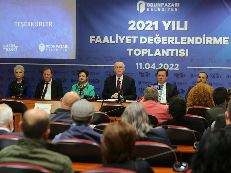 Başkan Kurt 2021 yılı Faaliyet Değerlendirme Toplantısını gerçekleştirdi