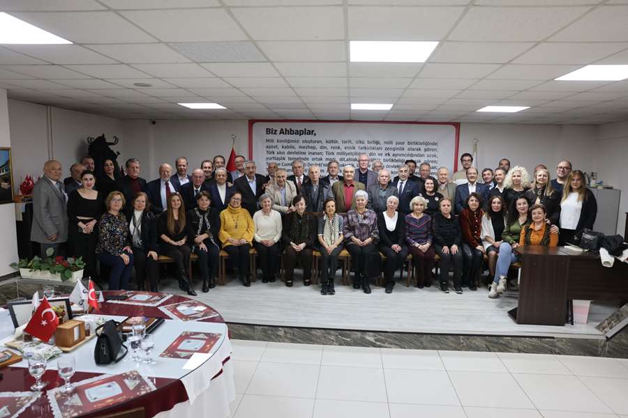 Başkan Kurt AHBAPLAR Grubu ile iftarda buluştu