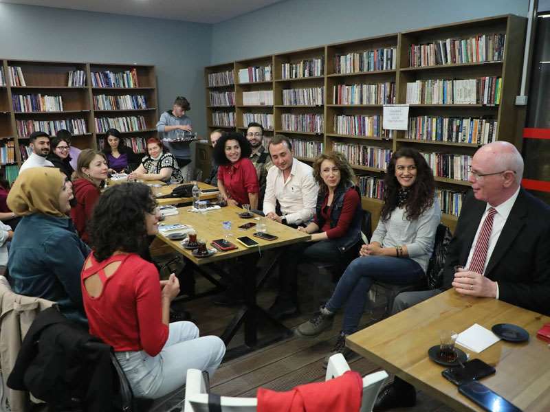 Başkan Kurt Eskişehir Kitap Kulübü ile bir araya geldi