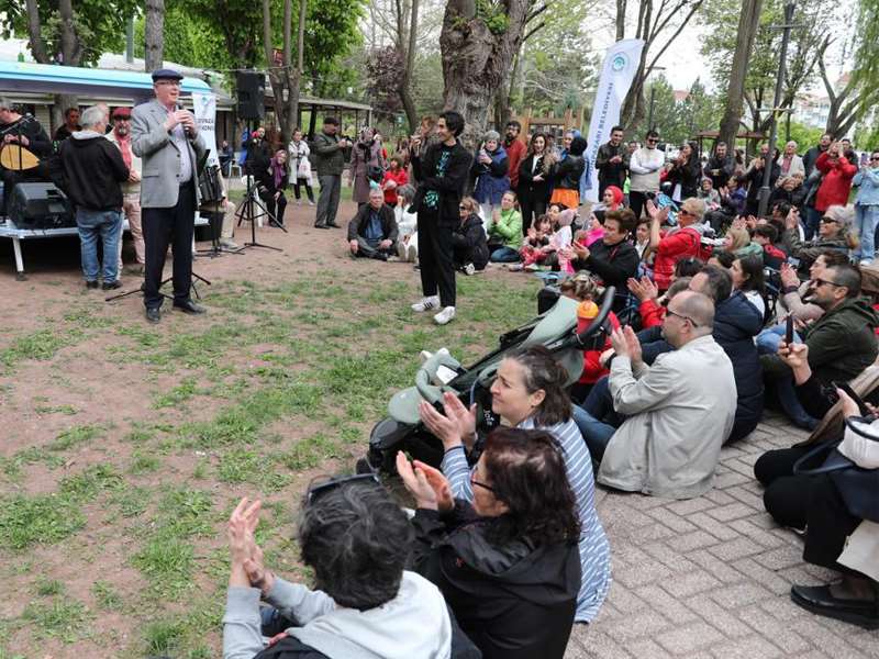Başkan Kurt hafta sonunda vatandaşlarla buluştu