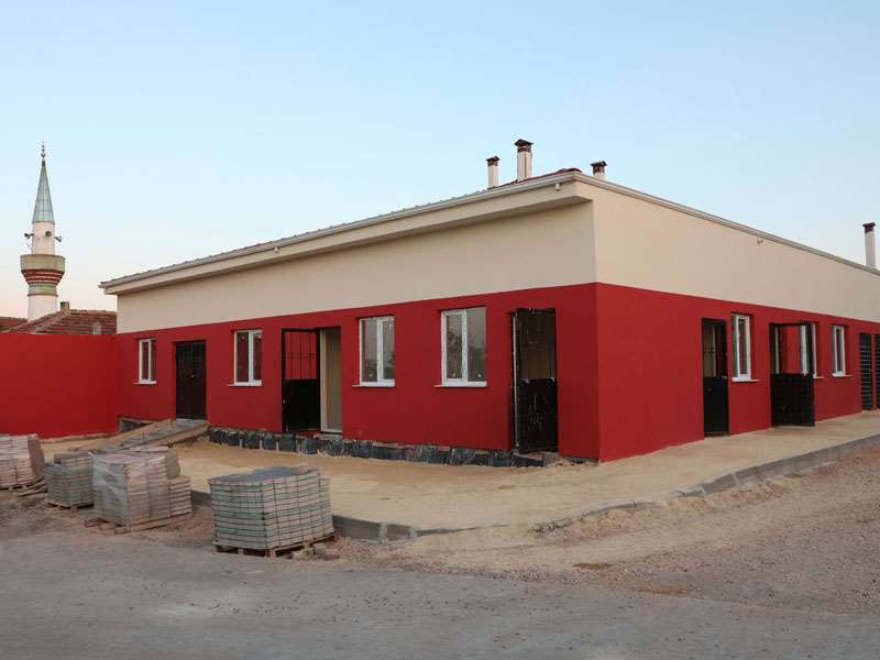 Başkan Kurt taziye evi çalışmalarını inceledi