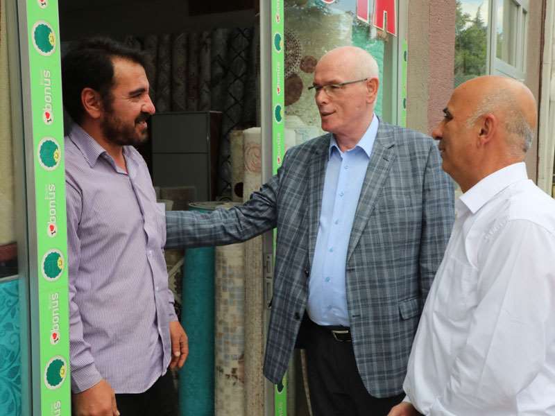 Emek Mahallesi’nde kapanan işyerleri dikkat çekti