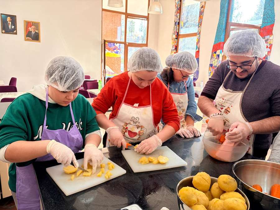 Engelsiz Kültür ve Sanat Merkezi’nde yaz okulu kayıtları yarın sona eriyor!