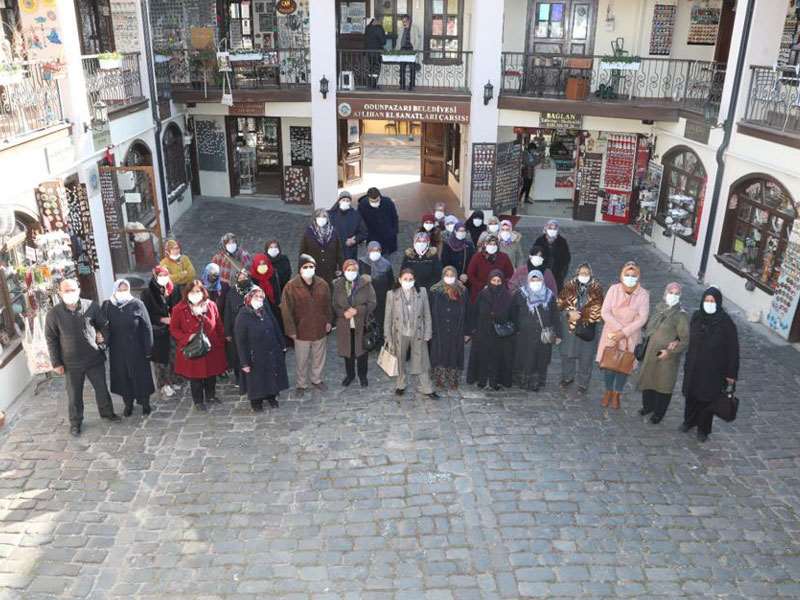 Erenköylü kadınlar Odunpazarı’nı gezdi 