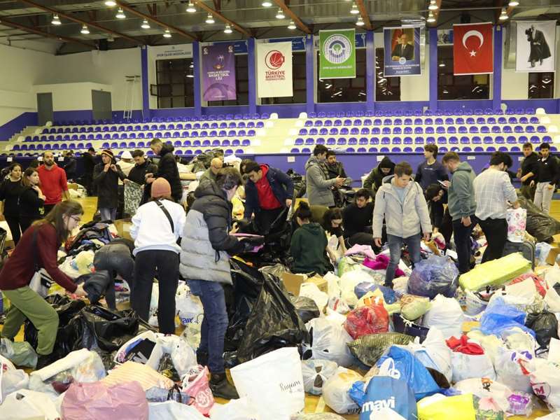 Eskişehir Odunpazarı’ndan deprem bölgesine destek