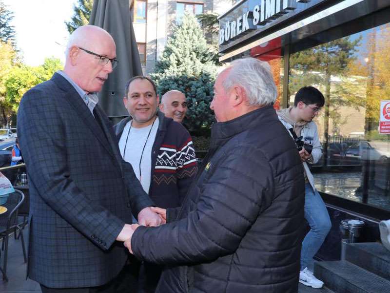 Esnaf ve vatandaşın ortak derdi “Ekonomi”