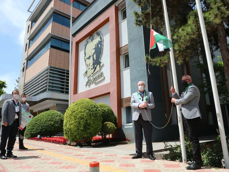 Filistin Yardımlaşma ve Destekleme Derneğinden Başkan Kurt’a teşekkür ziyareti