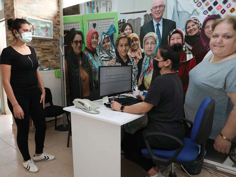 Halk merkezleri artık çözüm merkezi olarak da hizmet veriyor