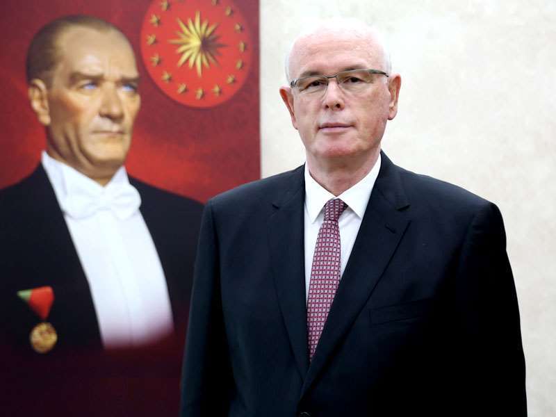 Kazım Kurt: “Bu zorba düzeni değiştirmeliyiz”