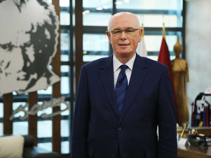 Kazım Kurt: "Gelecek güzel günlere olan umudumuzu hiç yitirmedik"