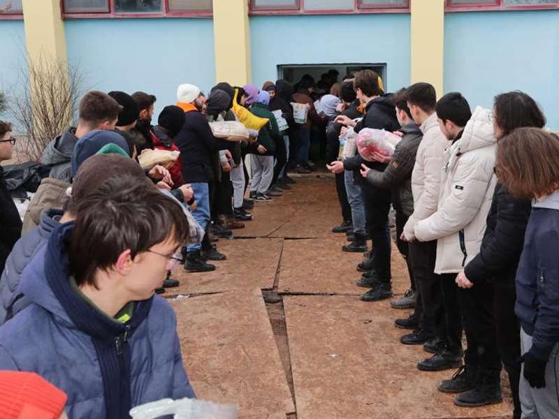 Kazım Kurt: “Odunpazarlıların büyük dayanışması ile yaraları sarmaya devam edeceğiz”