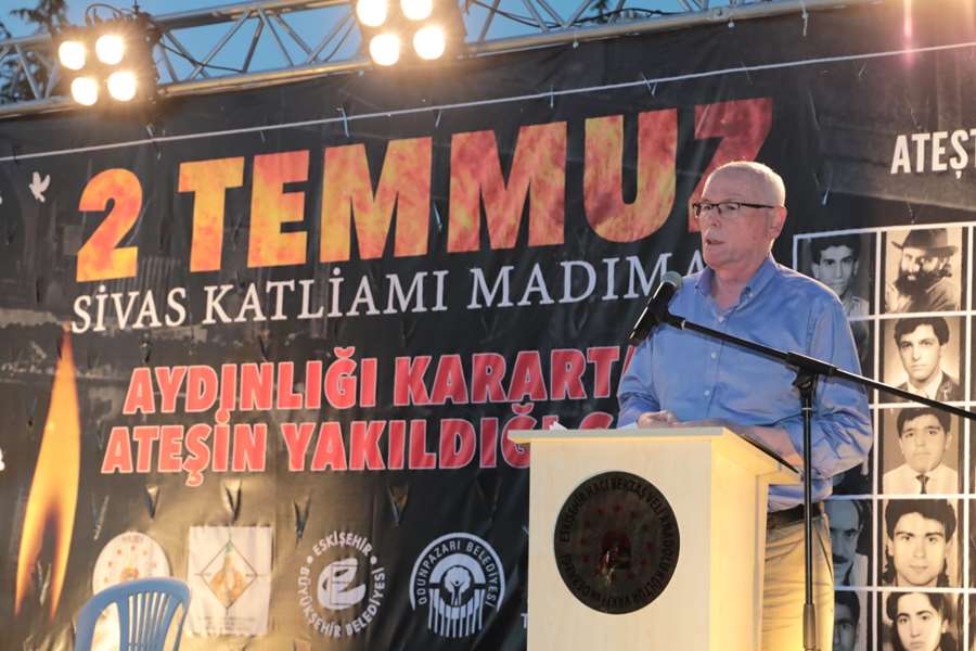 Kazım Kurt: “Sivas’ı unutturmayacağız”
