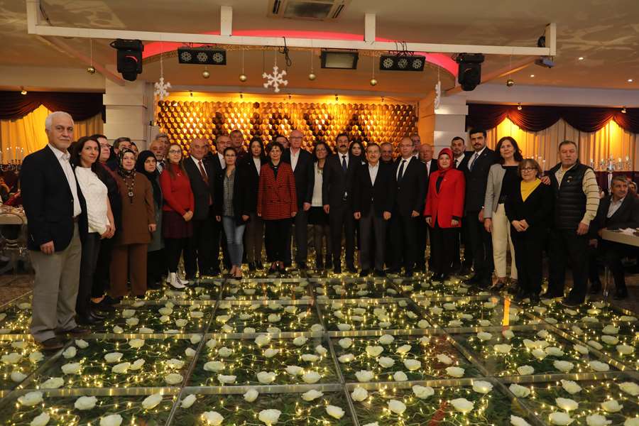 Kurt, Ataç ve Ünlüce İyi Parti’den CHP’ye geçenlerle buluştu