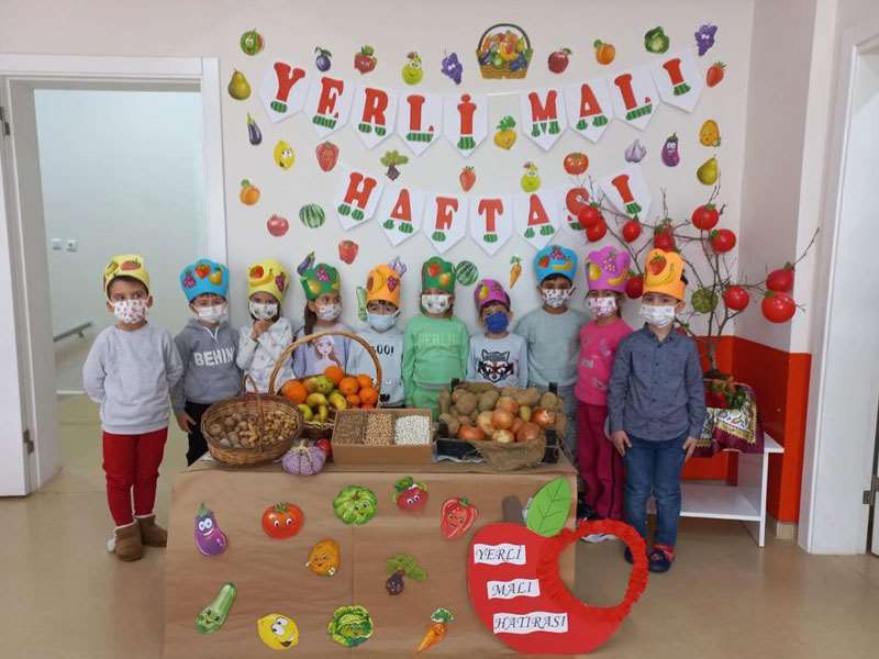 Minikler Yerli Malı Haftasını kutladı