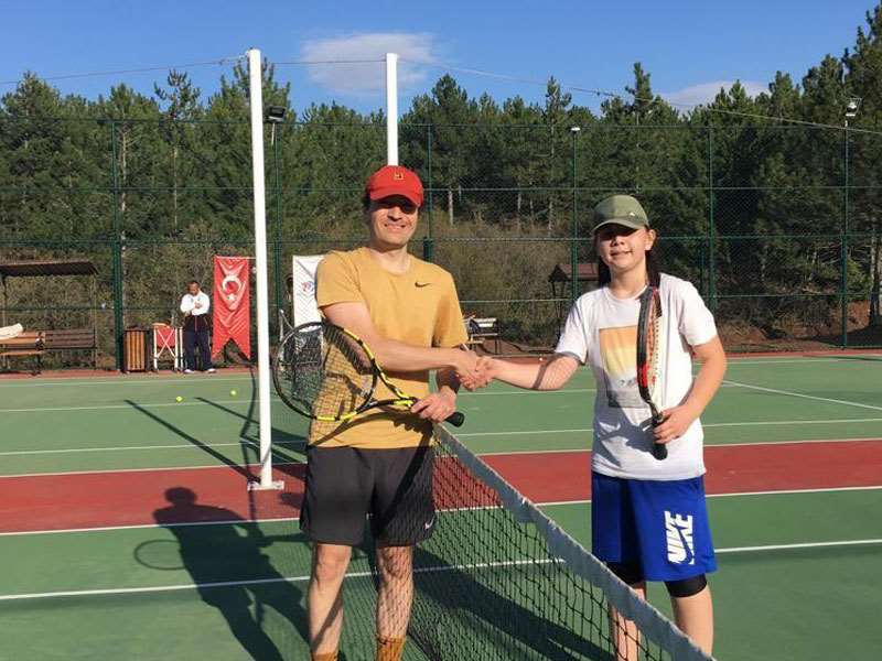 Odunpazarı Belediyesi Atatürk Kupası Tenis Turnuvasına büyük ilgi