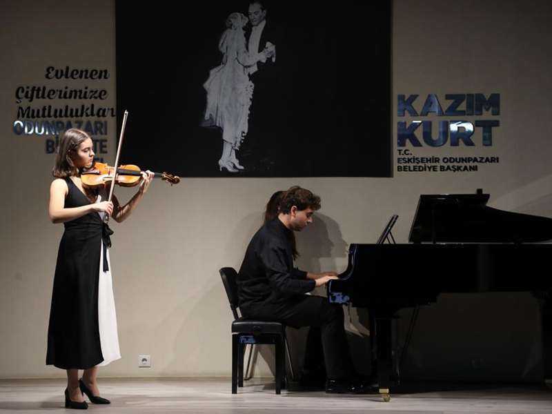 Odunpazarı Belediyesi Cumhuriyet’in 100. Yılı kutlamaları kapsamında Oda Müziği Konseri düzenledi
