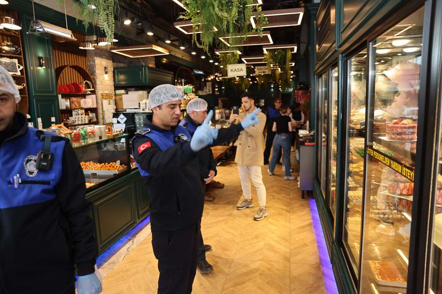 Odunpazarı Belediyesi’nden bayram öncesi tatlı denetimi