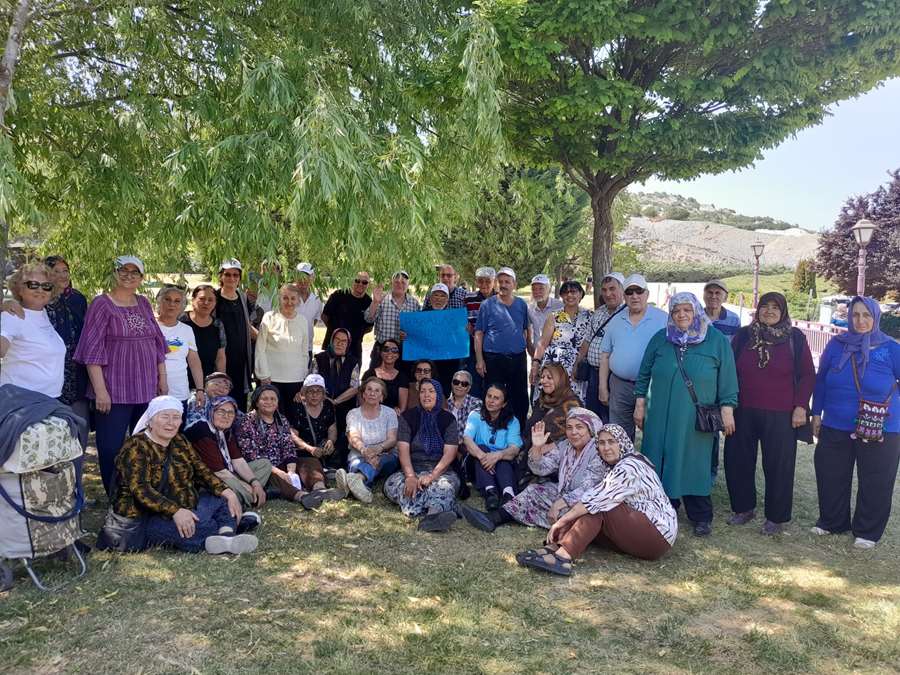 Odunpazarı Belediyesi’nden koca çınarlar için babalar günü kutlaması
