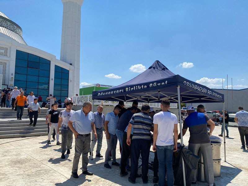 Odunpazarı Belediyesi’nden vatandaşlara aşure ikramı