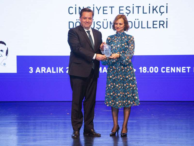 Odunpazarı Belediyesi’ne SODEV’den 2 ödül birden