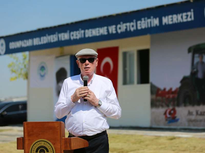 Odunpazarı Belediyesi Yeni Çeşit Deneme ve Çiftçi Eğitim Merkezi’ni açtı