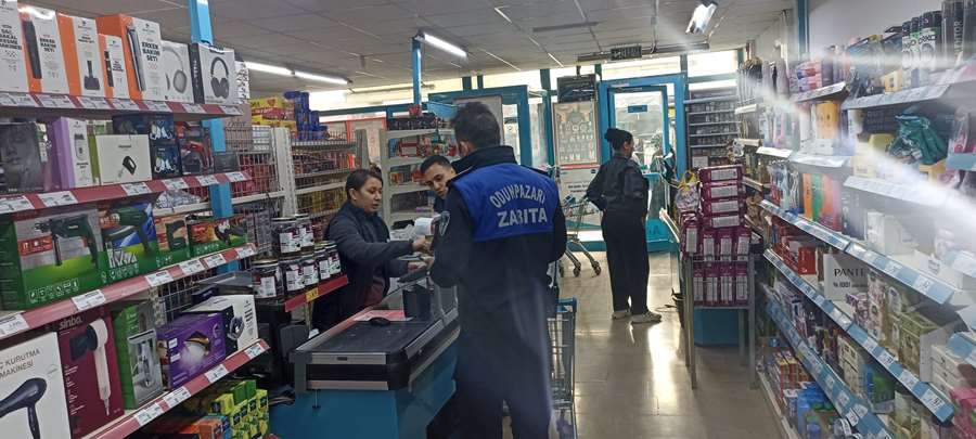 Odunpazarı’nda Ramazan Denetimleri Sıklaştı: Son Kullanma Tarihi Geçmiş Ürünlere El Konuldu