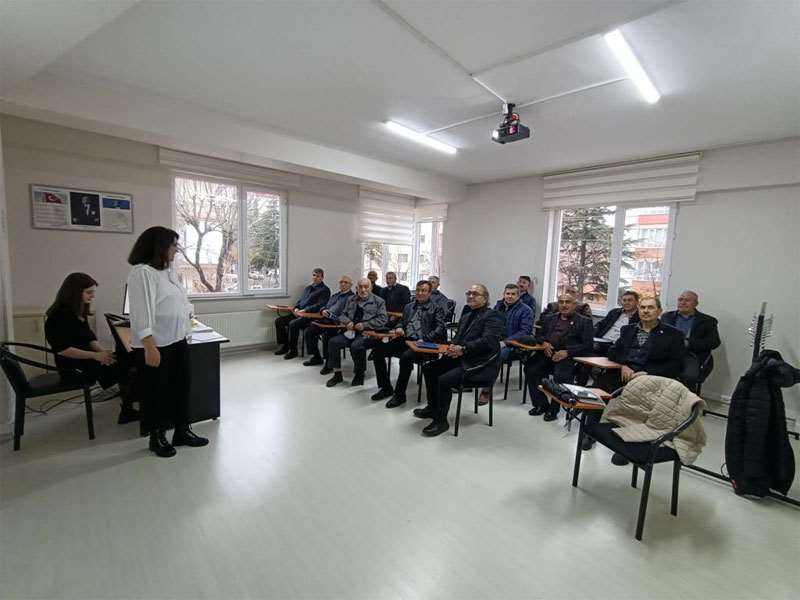 Odunpazarı’ndan erkek muhtarlara kadına yönelik şiddet eğitimi