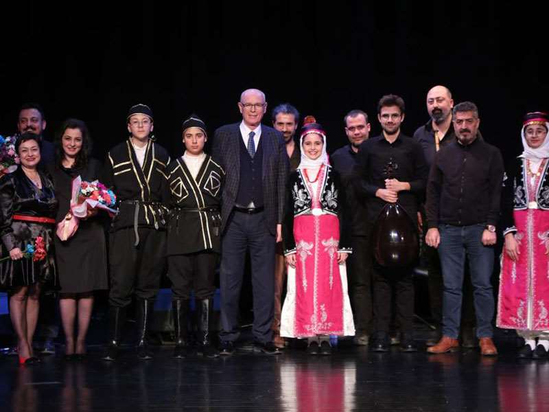Odunpazarı yeni yılı Yılbaşı Konseri ile kutladı