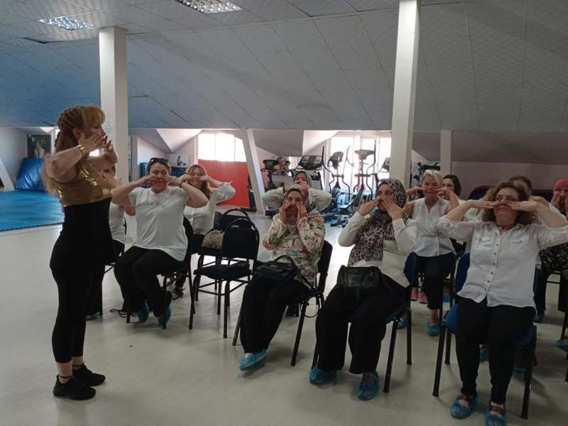 Odunpazarından kadınlara yüz yogası kişisel gelişim atölyesi