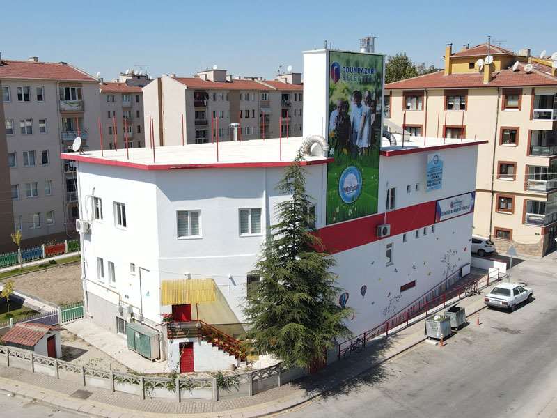 Osmangazi Oyunpazarı Gündüz Bakımevi ve Kreşi