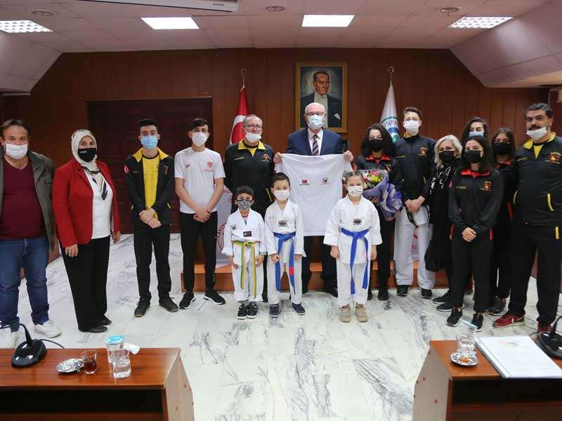Reaksiyon Spor Kulübü Başkan Kurt’u ziyaret etti