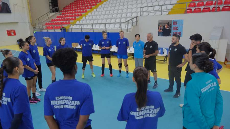 Şehrin Kızları Süper Ligde yoluna devam ediyor