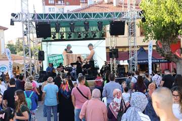 Ahşap Heykel Festivali Coşkuyla Devam Ediyor!