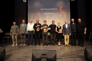 Kerbela'nın matemini deyişler ve dualarla yaşattılar