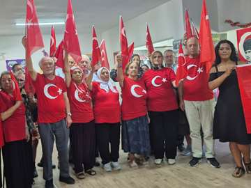 Kıdemli büyüklerden 30 Ağustos Zafer Bayramı coşkusu