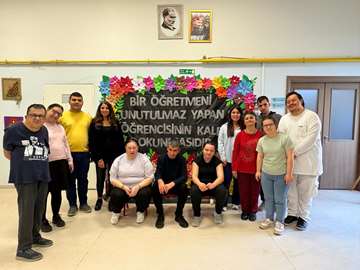 Odunpazarı’nda Öğretmenler Günü birlik ve dayanışma içinde kutlandı